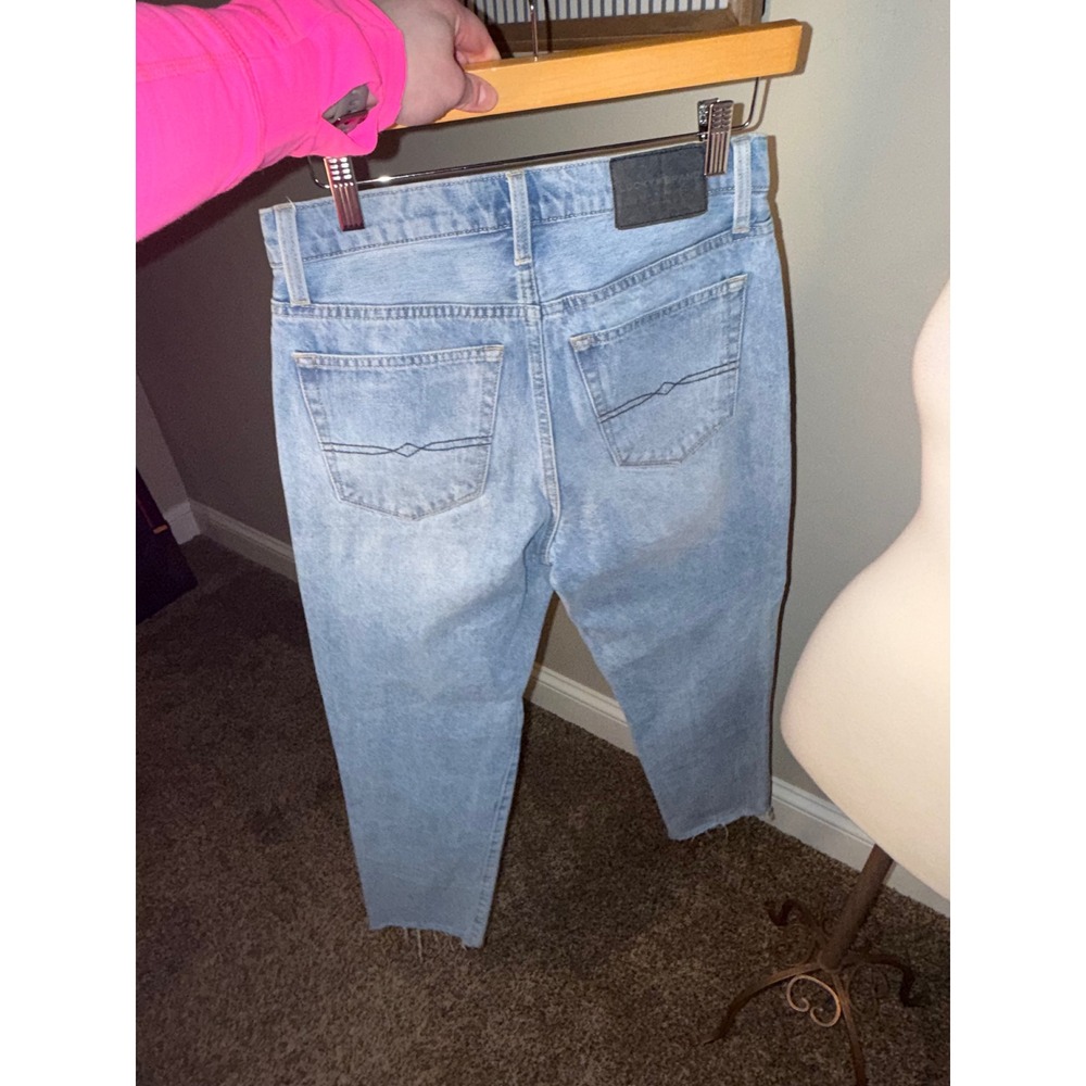 Lucky Brand High Rise Mom Jean Drew Light Wash Distressed Raw Hem Womens Size 27 - Picture 3 of 8